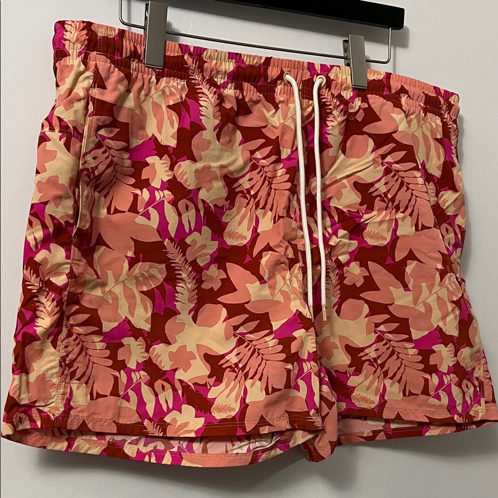 Eddie Bauer Women's Floral Shorts - Pink and Red (2 for $20)